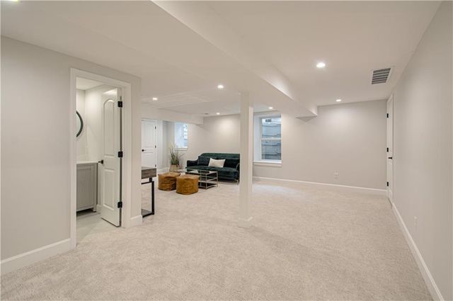 4113 W 67th Street, Prairie Village, KS 66208