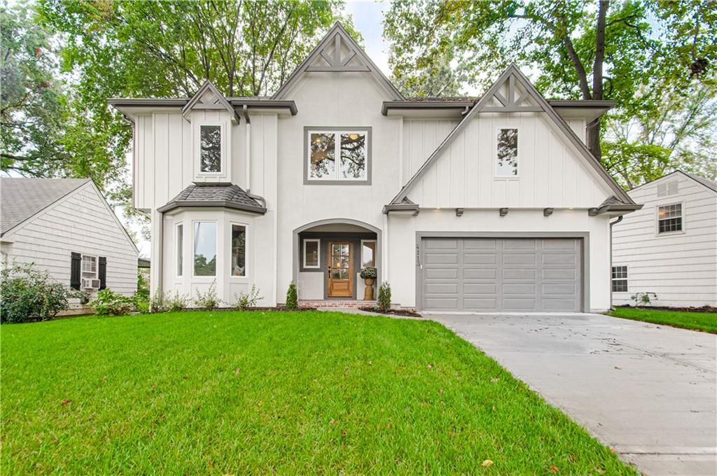 4113 W 67th Street, Prairie Village, KS 66208