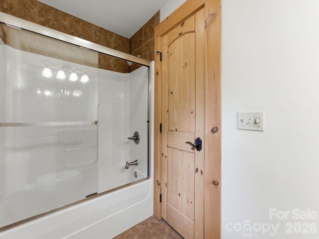 62 Rachels Circle, Maggie Valley, NC 28751