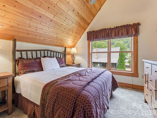 62 Rachels Circle, Maggie Valley, NC 28751