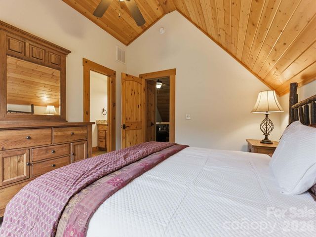 62 Rachels Circle, Maggie Valley, NC 28751