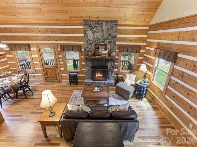 62 Rachels Circle, Maggie Valley, NC 28751