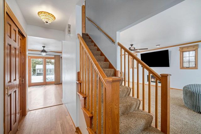 683 Fox Run DRIVE, Saukville, WI 53080