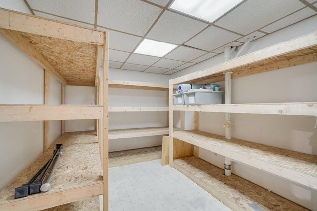 683 Fox Run DRIVE, Saukville, WI 53080