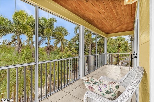 14221 Clubhouse DR, Bokeelia, FL 33922