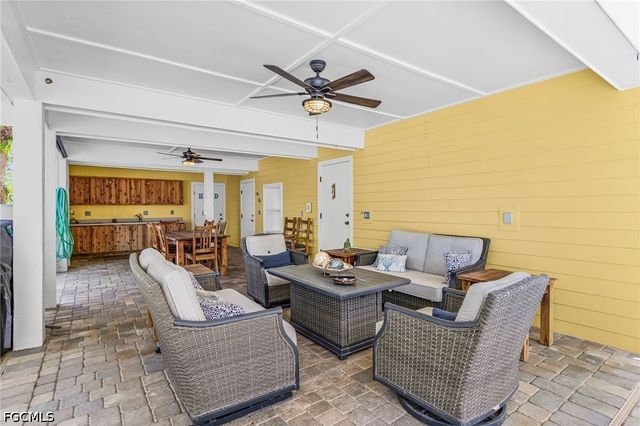 14221 Clubhouse DR, Bokeelia, FL 33922