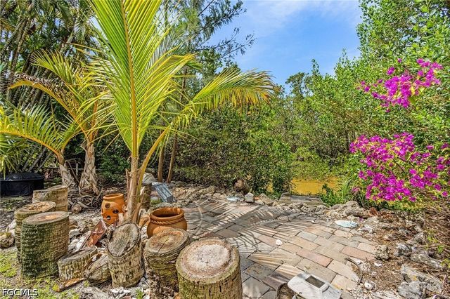 14221 Clubhouse DR, Bokeelia, FL 33922