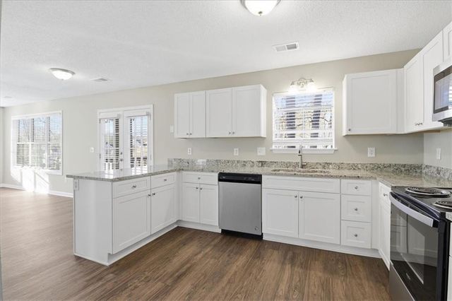 4008 Mount Vernon Drive, Woodstock, GA 30189