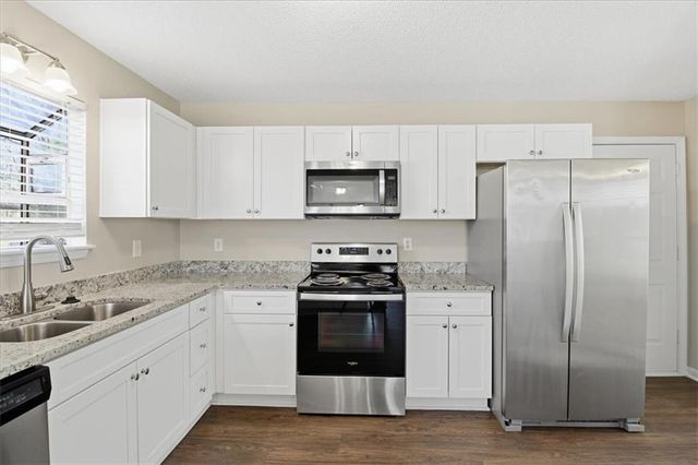 4008 Mount Vernon Drive, Woodstock, GA 30189