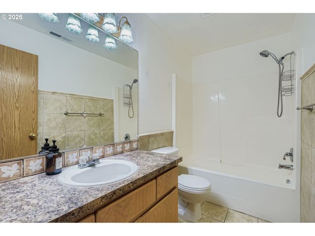 6305 Ne 56TH Ave, Vancouver, WA 98661