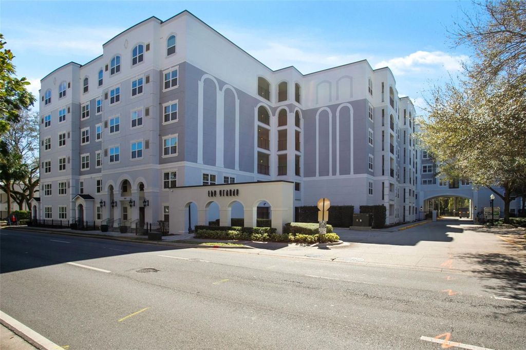 Image 2 of property listing at 204 E SOUTH STREET 6057, Orlando, FL 32801