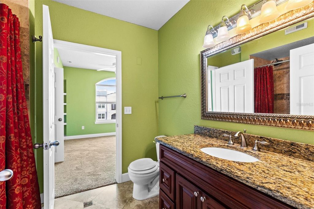 Image 19 of property listing at 204 E SOUTH STREET 6057, Orlando, FL 32801