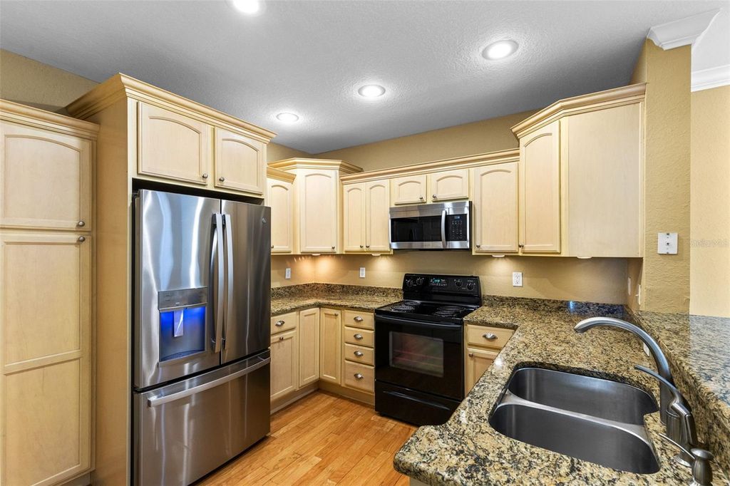 Image 6 of property listing at 204 E SOUTH STREET 6057, Orlando, FL 32801