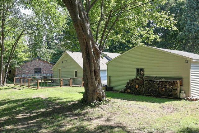 4908 Anker ROAD, Racine, WI 53405