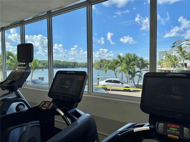 400 Kings Point Drive 411, Sunny Isles Beach, FL 33160