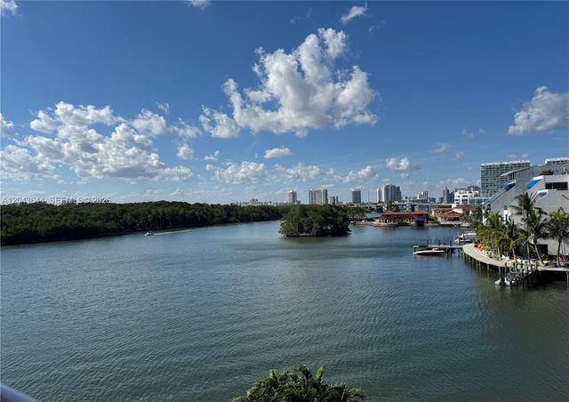 400 Kings Point Drive 411, Sunny Isles Beach, FL 33160