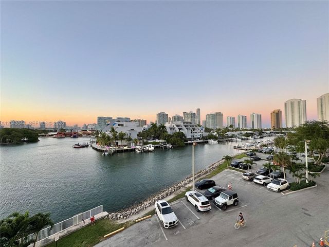 400 Kings Point Drive 411, Sunny Isles Beach, FL 33160