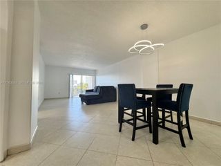 400 Kings Point Drive 411, Sunny Isles Beach, FL 33160