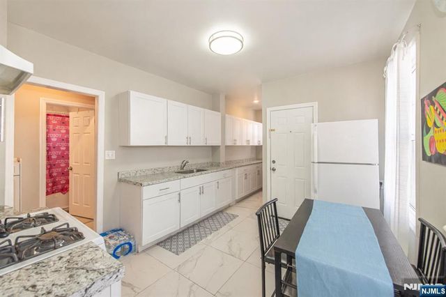 413 Beardsley Avenue, Bloomfield, NJ 07003