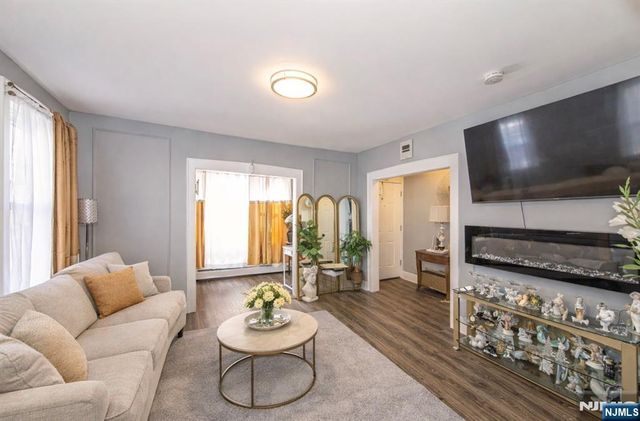 413 Beardsley Avenue, Bloomfield, NJ 07003