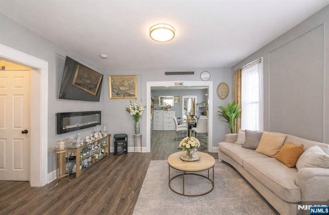 413 Beardsley Avenue, Bloomfield, NJ 07003