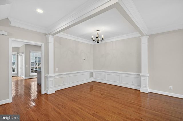 13717 MAPLE SUGAR LN, Herndon, VA 20171