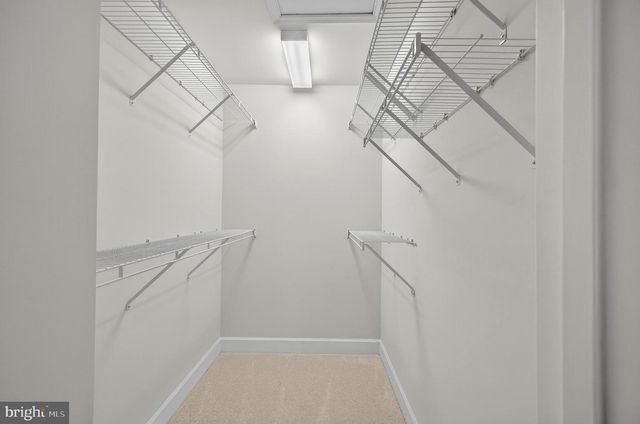 13717 MAPLE SUGAR LN, Herndon, VA 20171