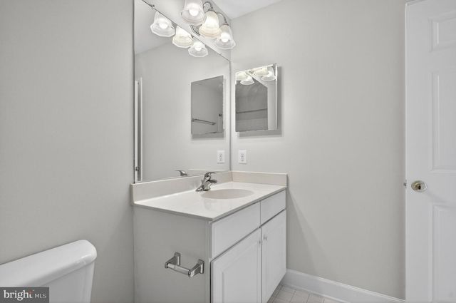 13717 MAPLE SUGAR LN, Herndon, VA 20171