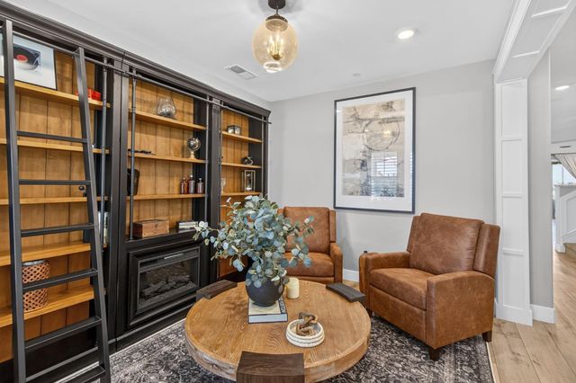 2315 Ranch View Dr, Rocklin, CA 95765