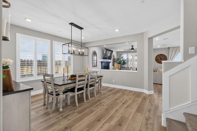 2315 Ranch View Dr, Rocklin, CA 95765