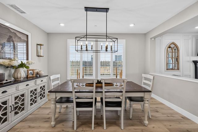 2315 Ranch View Dr, Rocklin, CA 95765