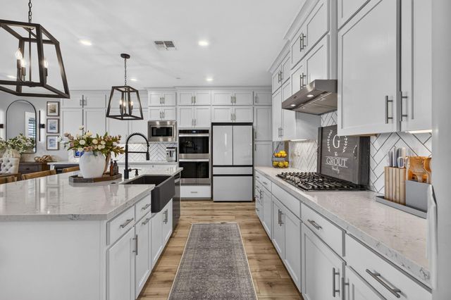 2315 Ranch View Dr, Rocklin, CA 95765