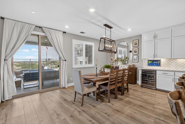 2315 Ranch View Dr, Rocklin, CA 95765