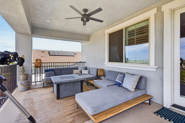 2315 Ranch View Dr, Rocklin, CA 95765