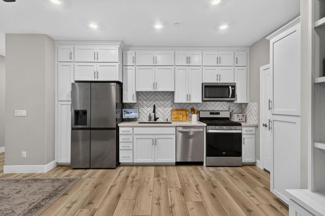 2315 Ranch View Dr, Rocklin, CA 95765