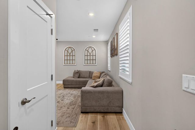 2315 Ranch View Dr, Rocklin, CA 95765