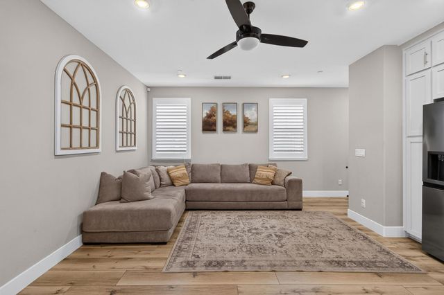 2315 Ranch View Dr, Rocklin, CA 95765