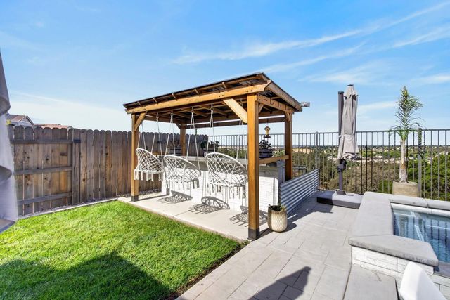 2315 Ranch View Dr, Rocklin, CA 95765