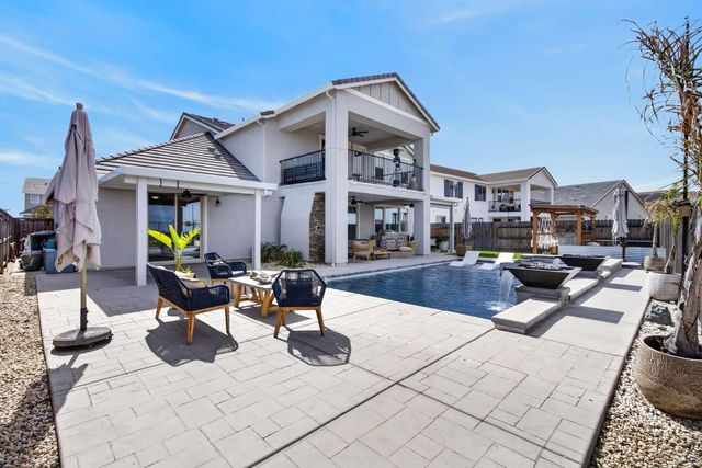 2315 Ranch View Dr, Rocklin, CA 95765