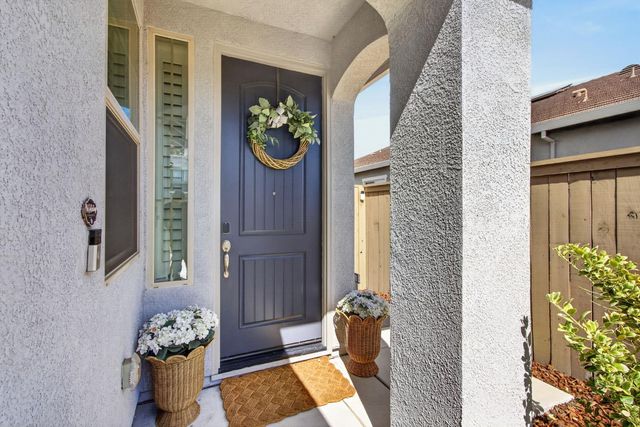 2315 Ranch View Dr, Rocklin, CA 95765