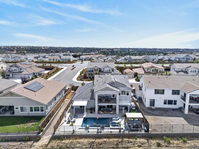 2315 Ranch View Dr, Rocklin, CA 95765
