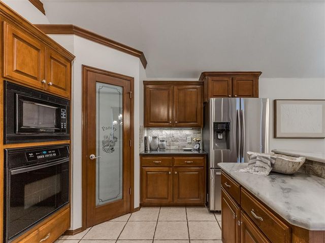 10604 NW 38th Street, Yukon, OK 73099