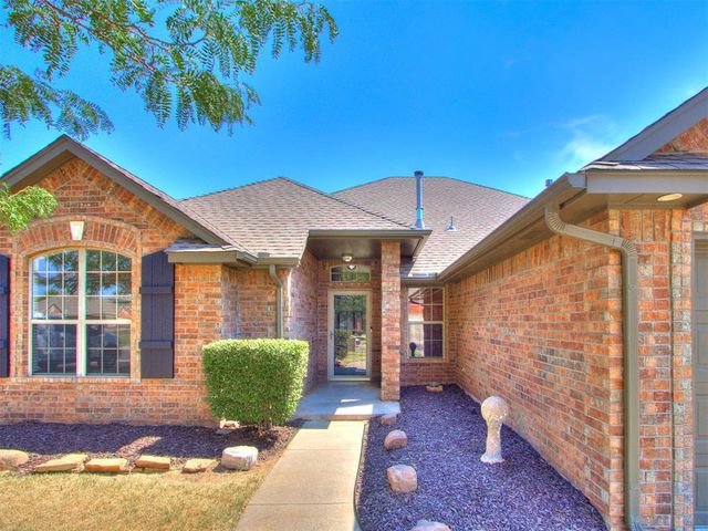 10604 NW 38th Street, Yukon, OK 73099