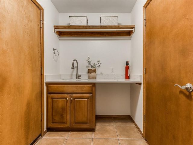 10604 NW 38th Street, Yukon, OK 73099
