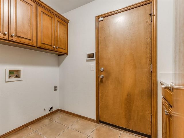10604 NW 38th Street, Yukon, OK 73099