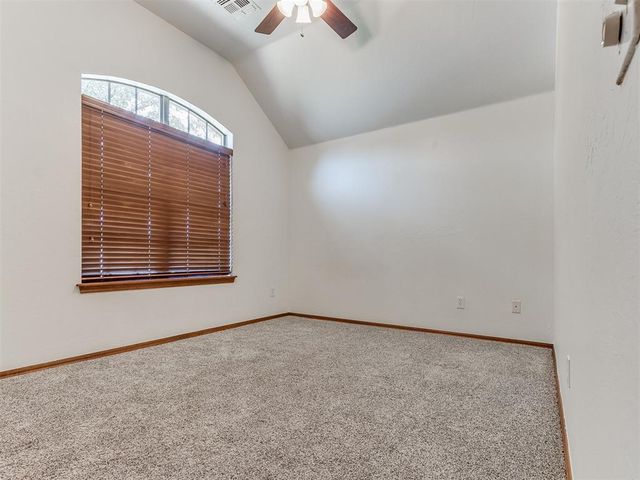 10604 NW 38th Street, Yukon, OK 73099