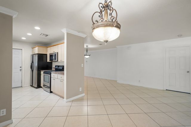 2241 NW 3rd Street, Pompano Beach, FL 33069