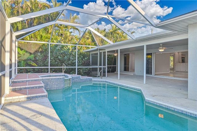 801 SE 41st ST, Cape Coral, FL 33904