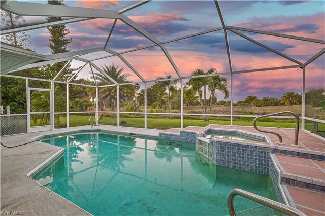 801 SE 41st ST, Cape Coral, FL 33904