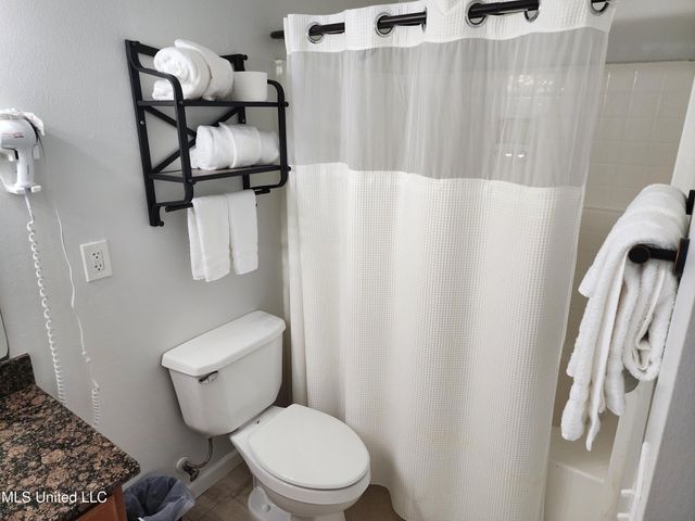 1270 Century Oaks Drive, A, Gulfport, MS 39507